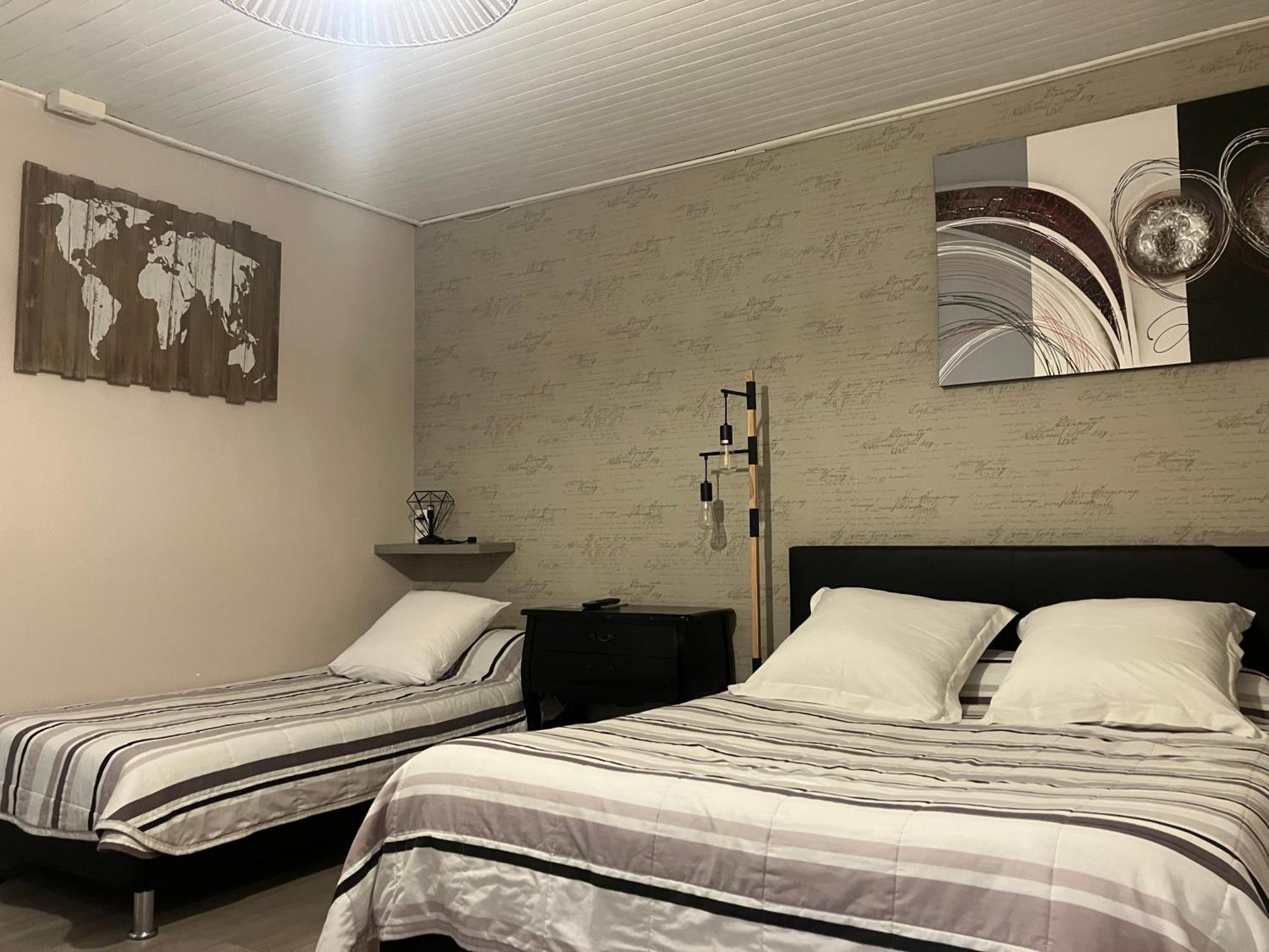 Hotel Du Nord Chambres Familiales Fontaines  Extérieur photo